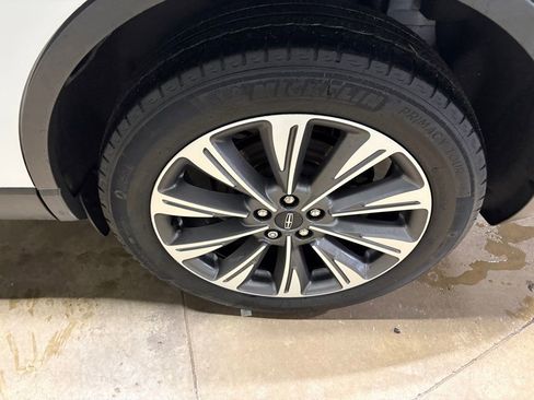 Used 2022 Lincoln Corsair Reserve w/ Equipment Group 201A image 25