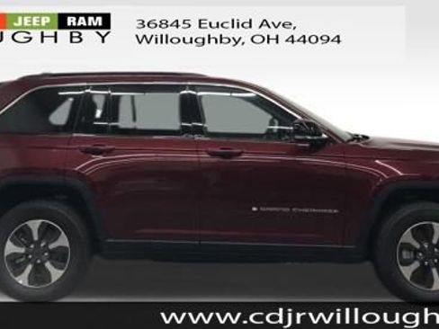 New 2025 Jeep Grand Cherokee Limited 4xe image 4