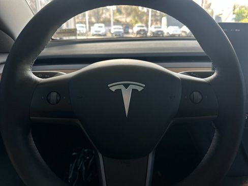 Used 2023 Tesla Model 3 Standard Range RWD image 21