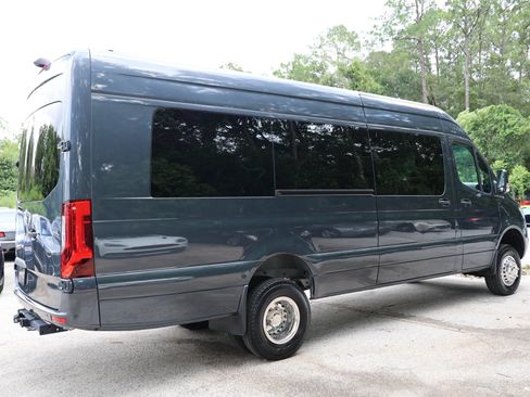 Used 2024 Mercedes-Benz Sprinter 3500 w/ Parking Package image 35
