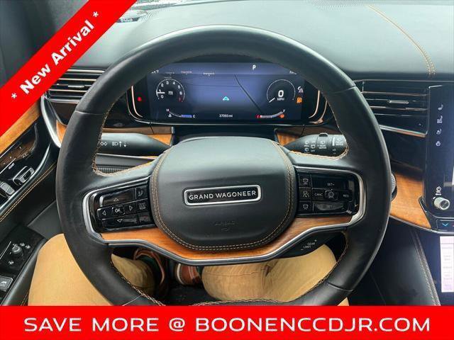 Used 2022 Jeep Grand Wagoneer Series III w/ Rear Seat Video Group 1 AWD/4WD image 16