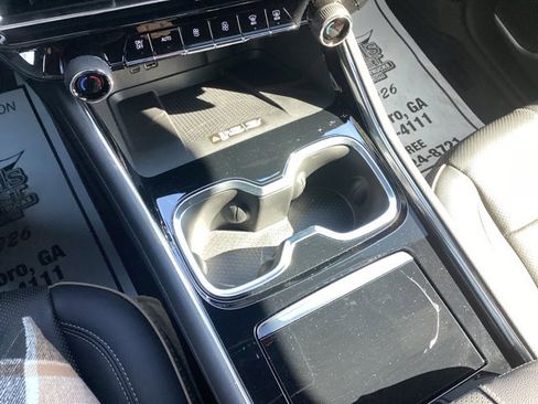 New 2026 Chevrolet Traverse High Country w/ LPO, Floor Liner Package AWD/4WD image 24