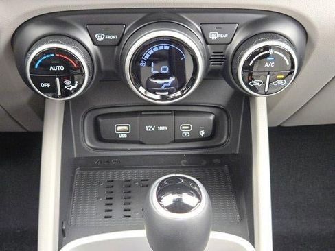 New 2026 Hyundai Venue SEL image 14