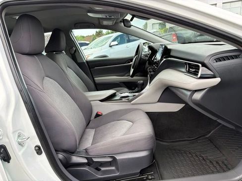 Used 2024 Toyota Camry LE AWD/4WD image 26