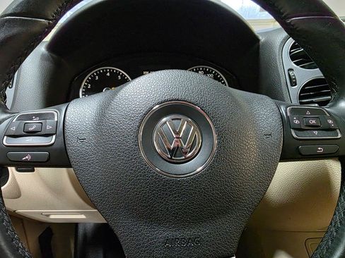 Used 2014 Volkswagen Tiguan R-Line FWD image 28