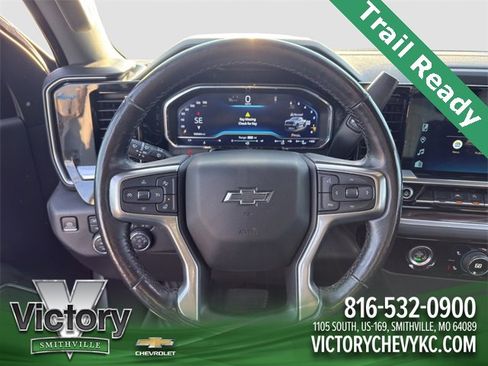 Used 2022 Chevrolet Silverado 1500 LT Trail Boss w/ LPO, Dark Essentials Package image 10