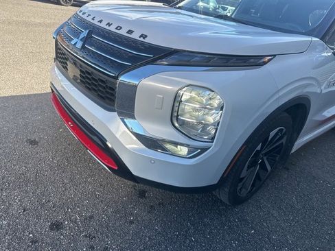 Used 2023 Mitsubishi Outlander Ralliart image 9