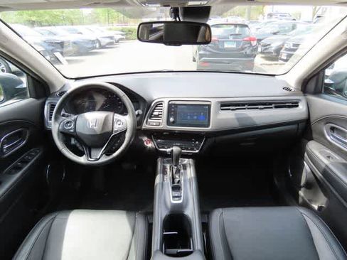 Used 2022 Honda HR-V EX-L image 17