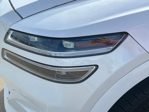 Used 2021 Genesis GV80 3.5T w/ Prestige Package 07 image 11