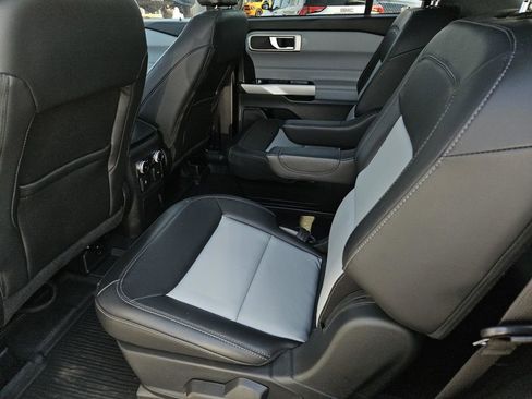 Used 2023 Ford Explorer XLT w/ Equipment Group 202A image 30