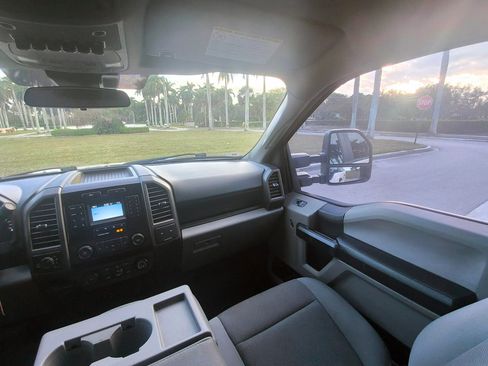 Used 2022 Ford F250 XL w/ Power Equipment Group image 22