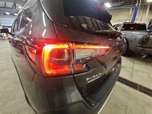 Used 2020 Subaru Outback Limited w/ Popular Package #2 image 30