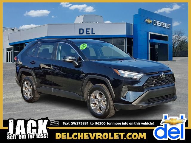 Used 2025 Toyota RAV4 XLE FWD image 1