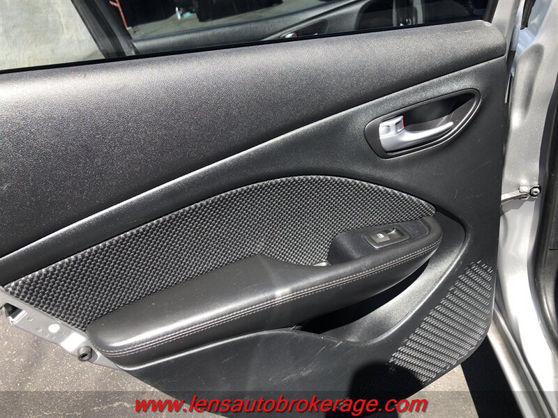 Used 2015 Dodge Dart SE w/ Convenience Group FWD image 16
