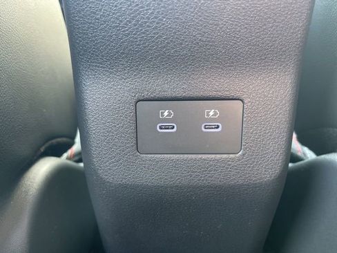 New 2025 Nissan Kicks SR image 13