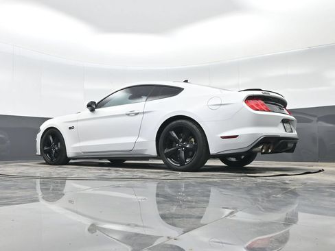 Used 2022 Ford Mustang GT w/ Black Accent Package RWD image 35