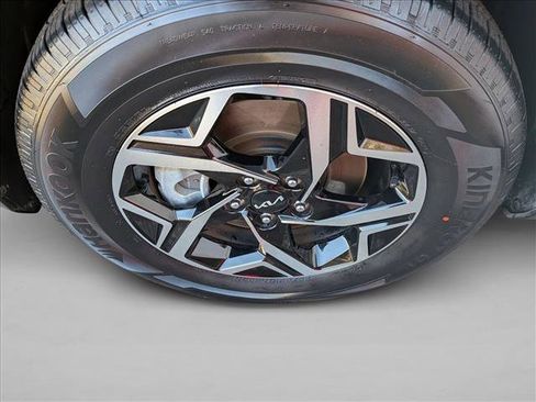 Used 2023 Kia Sportage LX image 21