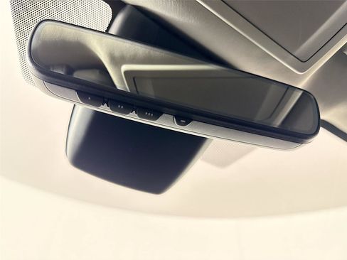 New 2026 Toyota Highlander Limited image 23