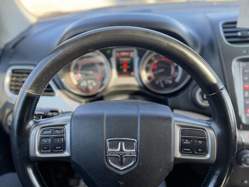 Used 2020 Dodge Journey Crossroad FWD image 20