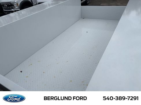 New 2025 Ford F350 XL w/ XL Chrome Package image 13