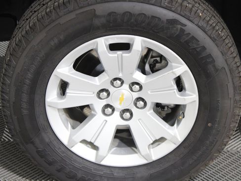 Used 2022 Chevrolet Colorado LT w/ Fleet Safety Package RWD image 30