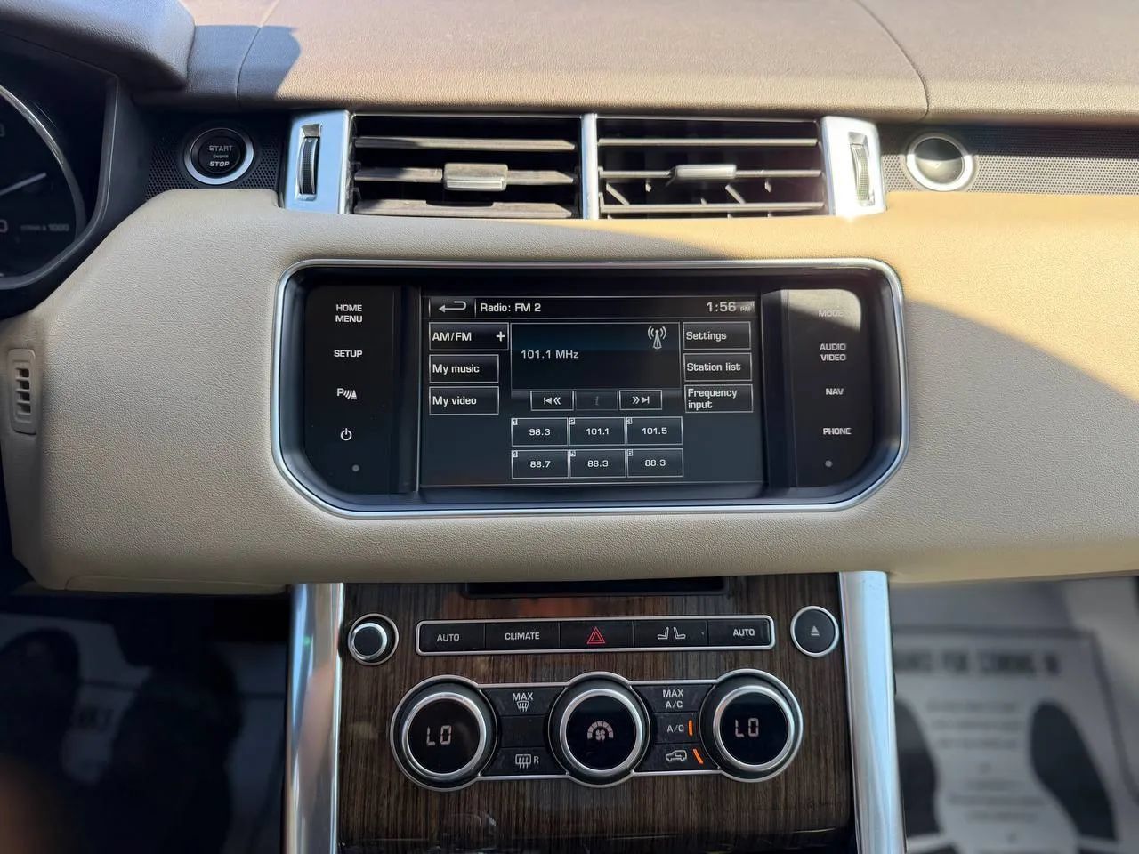 Used 2014 Land Rover Range Rover Sport HSE AWD/4WD image 51