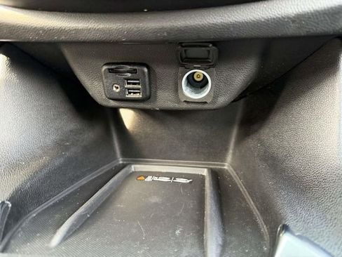 Certified 2023 Chevrolet Traverse RS image 24