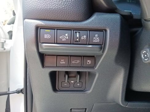 Used 2025 Toyota Land Cruiser w/ Premium Package AWD/4WD image 17