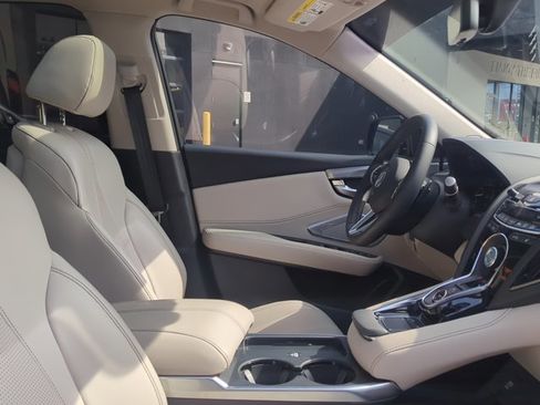 Used 2025 Acura RDX SH-AWD w/ Technology Package image 25