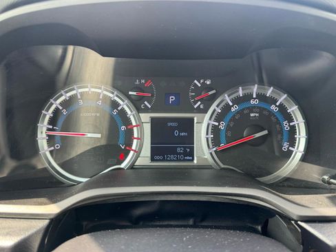 Used 2016 Toyota 4Runner SR5 RWD image 24