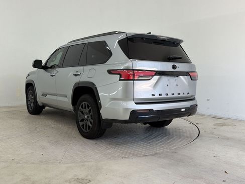 Used 2026 Toyota Sequoia Platinum AWD/4WD image 3