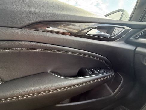 Used 2018 Buick Regal Preferred FWD image 10