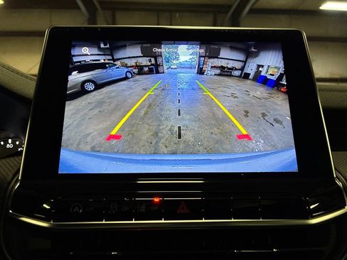 New 2025 Jeep Compass Latitude w/ Sun & Sound Group image 19