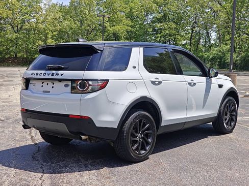 Used 2017 Land Rover Discovery Sport HSE image 4