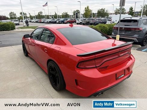 Used 2018 Dodge Charger R/T Scat Pack RWD image 4
