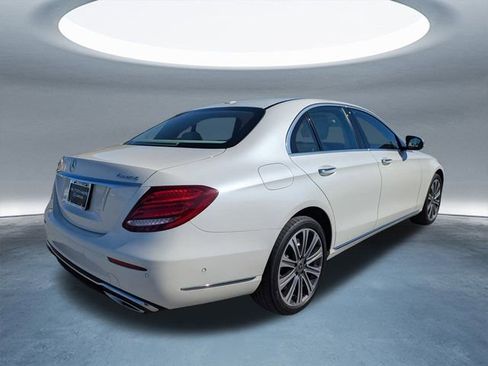 Used 2018 Mercedes-Benz E 400 E 400 image 4