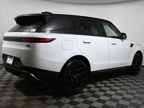 Used 2023 Land Rover Range Rover Sport SE image 10