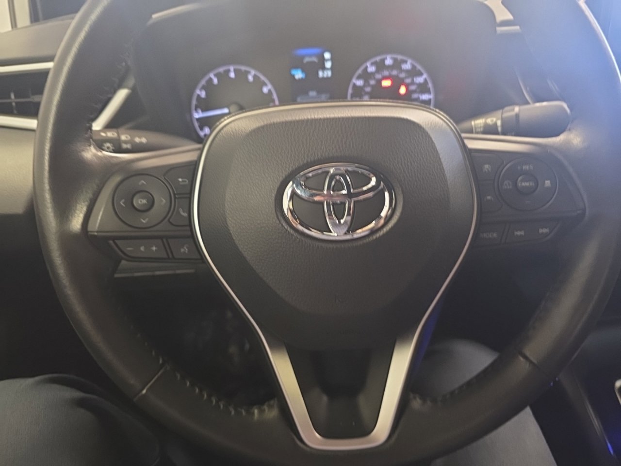 Used 2024 Toyota Corolla SE FWD image 36