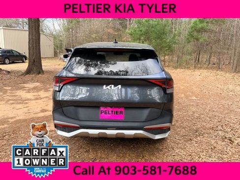 Certified 2024 Kia Sportage LX image 9