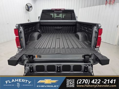 New 2026 Chevrolet Silverado 2500 ZR2 AWD/4WD image 20