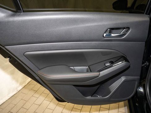 Certified 2024 Nissan Altima 2.0 SR image 10