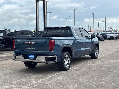 Used 2024 GMC Sierra 1500 SLT RWD image 12