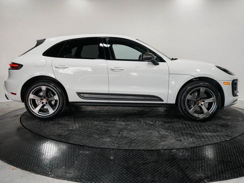Used 2023 Porsche Macan image 5