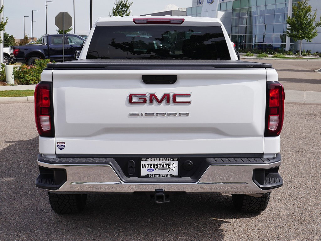 Used 2026 GMC Sierra 1500 Pro w/ Pro Value Package AWD/4WD image 4