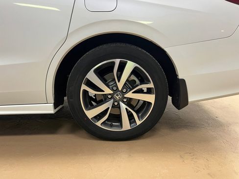 Used 2023 Honda Odyssey Touring image 22