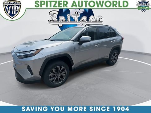 Used 2023 Toyota RAV4 XLE Premium AWD/4WD image 4