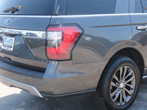 Used 2020 Ford Expedition Limited w/ Equipment Group 301A RWD image 12