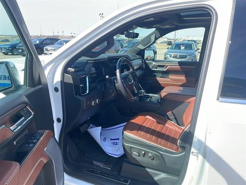 Used 2023 GMC Sierra 1500 Denali Ultimate AWD/4WD image 15