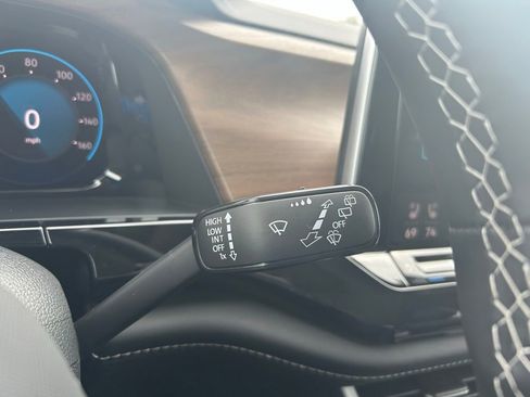 New 2026 Volkswagen Atlas SE image 18