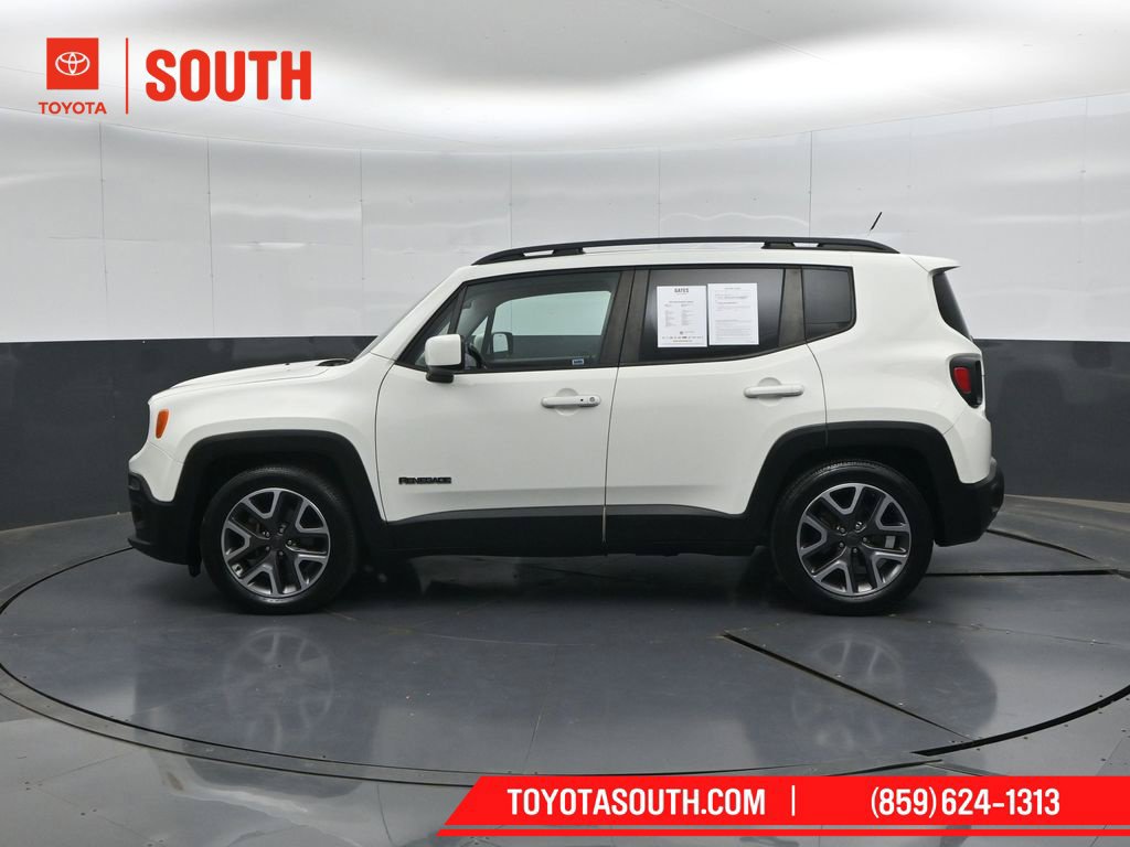 Used 2016 Jeep Renegade Latitude w/ Safety & Security Group FWD image 7